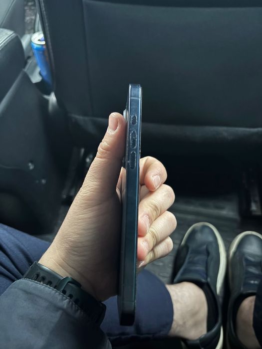 Продам айфон 15 про макс