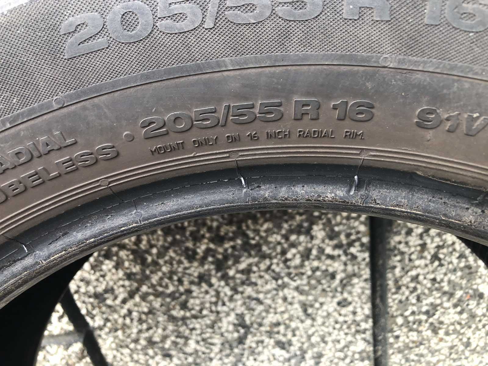 4 Броя летни гуми Continental Premium Contact 205/55 R16