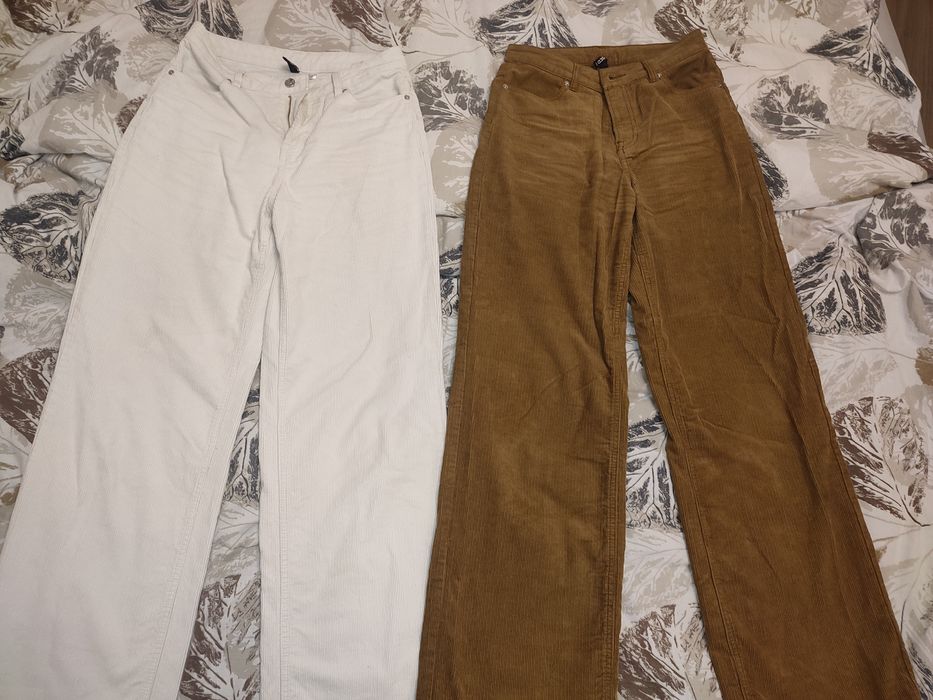 Джинсови панталони в бял и кафяв цвят