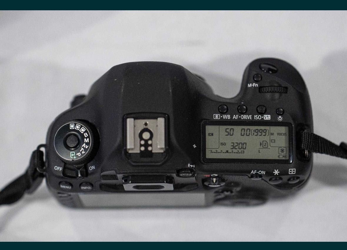 Canon 5D Mark III + 16–35mm f/4L IS+ 50mm f/1.4 – kit complet