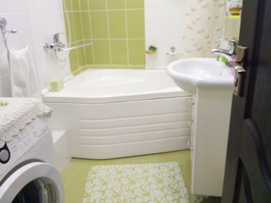 Своя Айбек метро Ойбек Россия Афросиаб Шахризяпс Кунаева