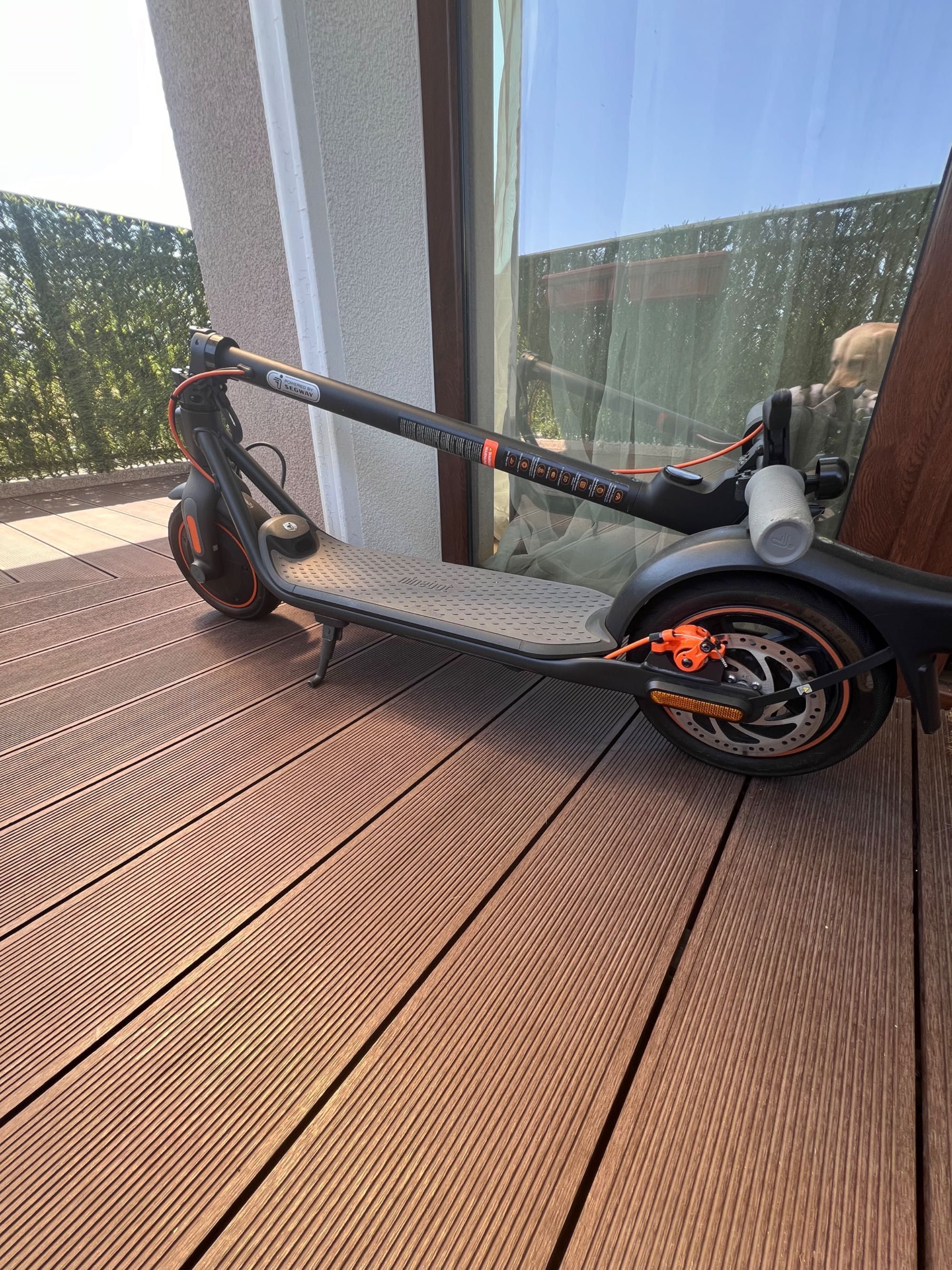 Продавам Електрически скутер SEGWAY KICK Ninebot F40 E