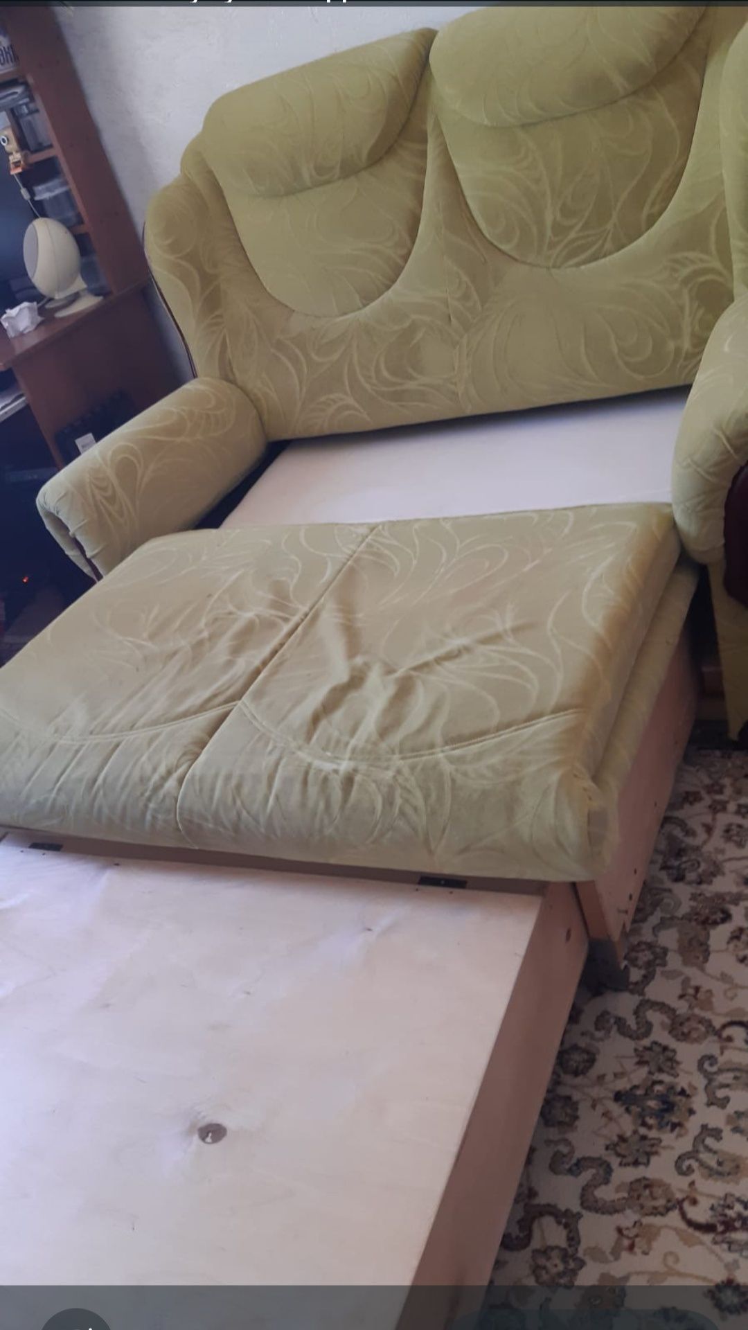 Продам диван-двойку