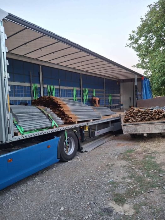 Vand spaleri zincati pentru gard si vie