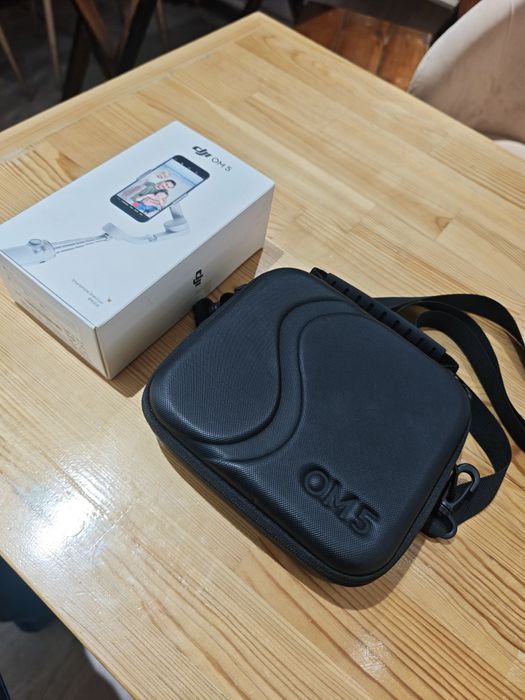 DJI osmo mobile 5
