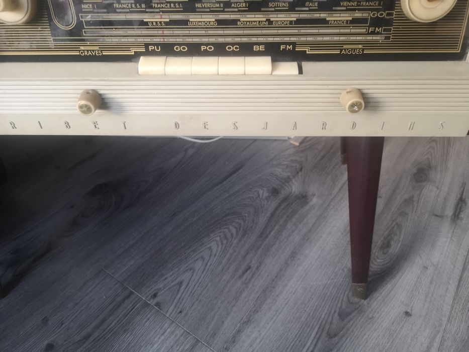 Radio ribet desjardins