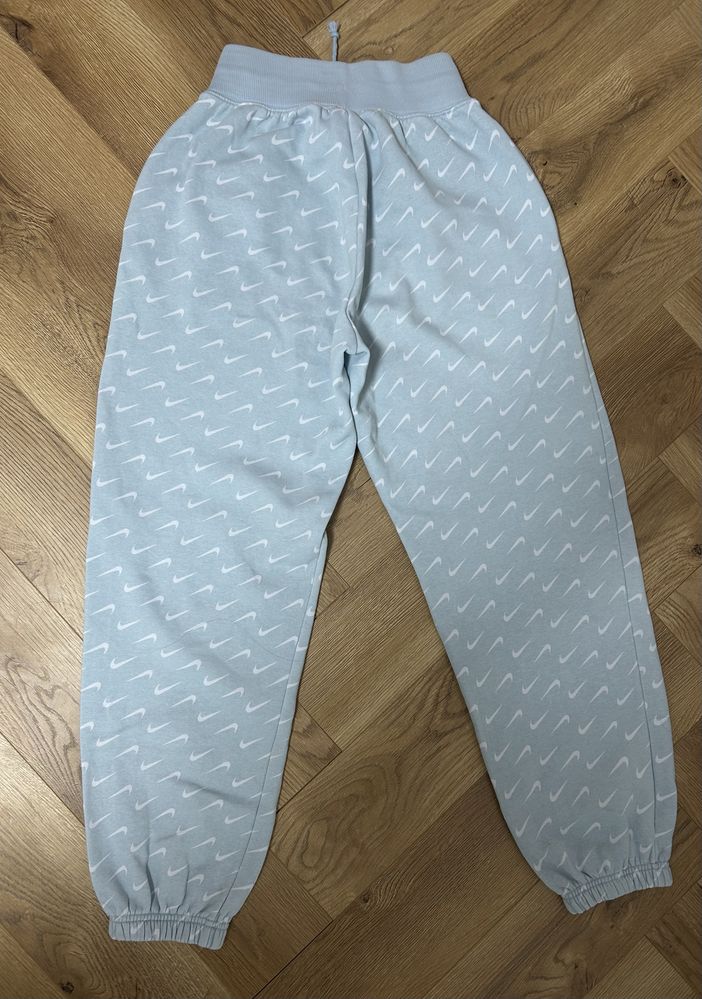 Синьо долнище Nike