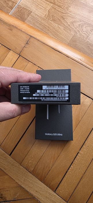 Vand Samsung S25 Ultra, 512GB, Titanium Gray - Nou Sigilat Garantie