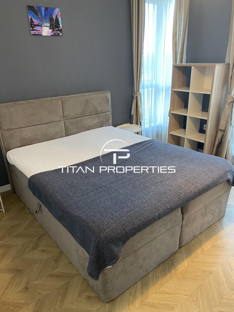 Дава се под наем Двустаен апартамент в Пловдив, Център - 72 кв.м за 475 € - Снимка #3