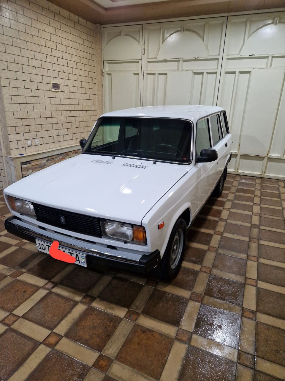 2104 sotiladi vaz