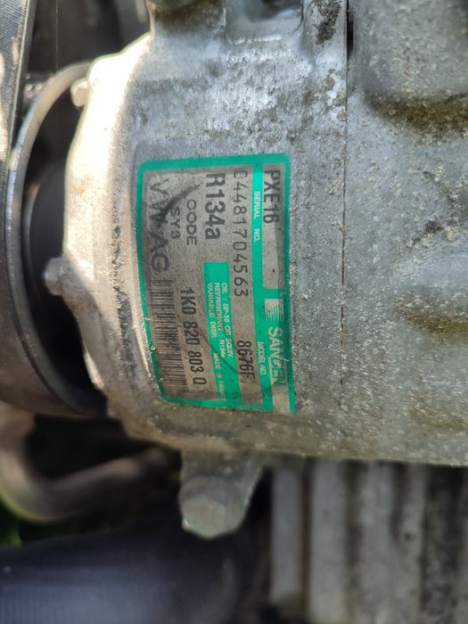 Vw Passat b6,2,0tdi-140cp,întreg sau ptr dezmembrat!!!