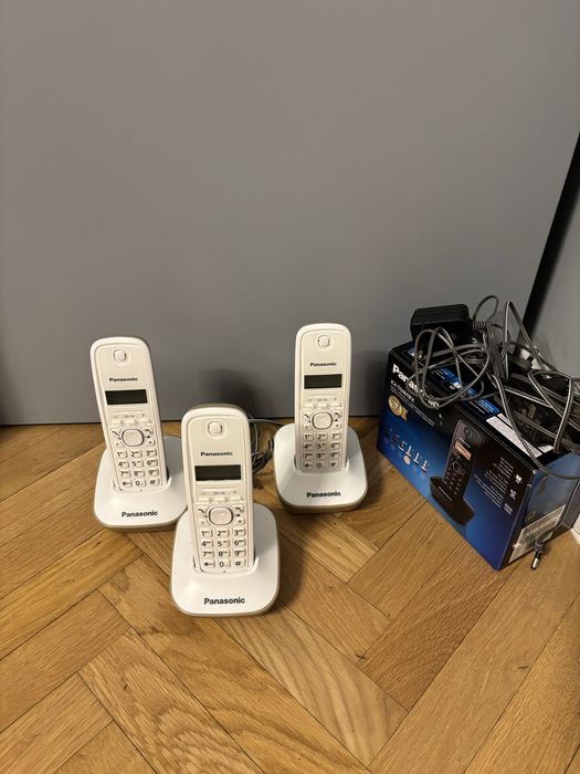 Telefon fix Panasonic kx-tg1611fx set 3 bucati