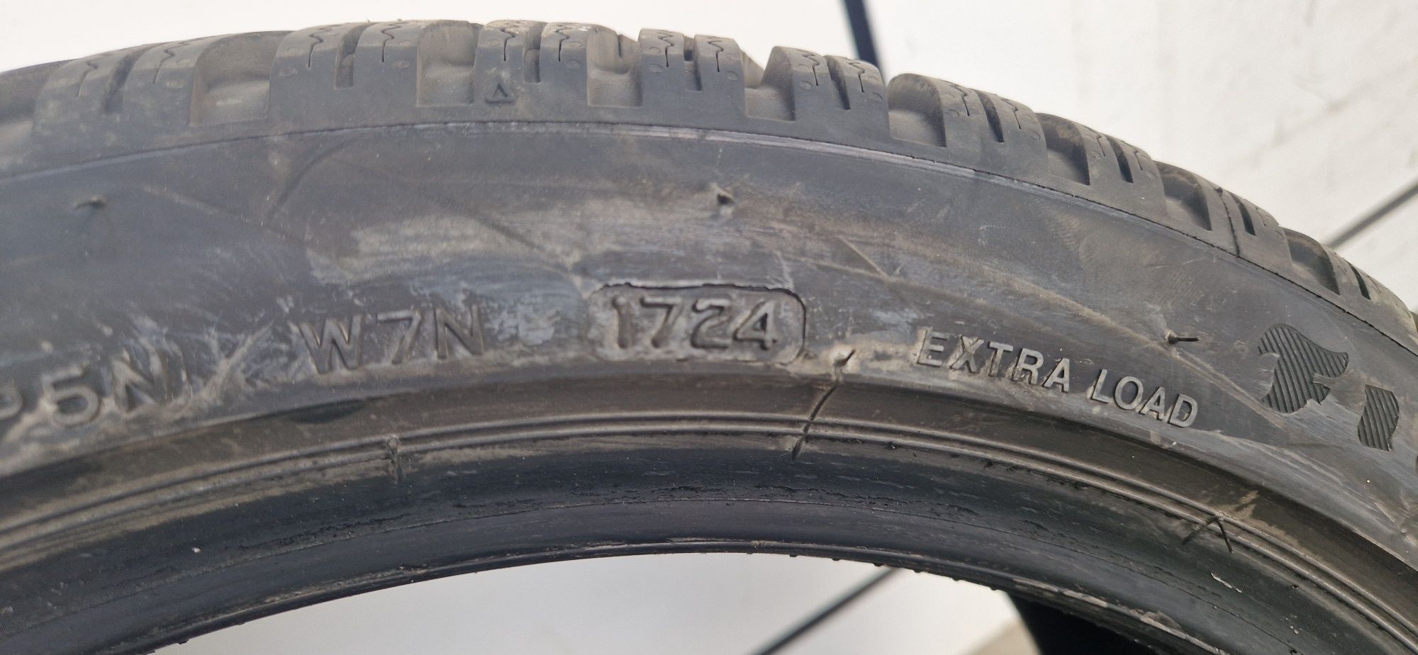 2 бр. Нови Firestone Winterhawk 4
