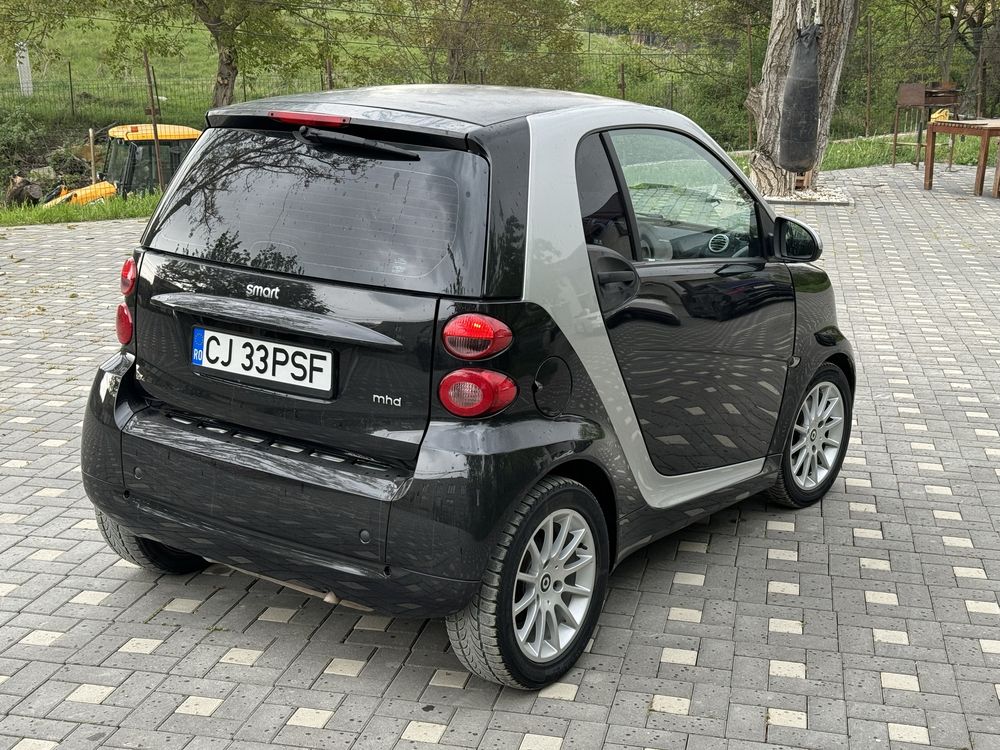 Smart ForTow Passion 1.0i 70 cp Euro 5 Automat 2012