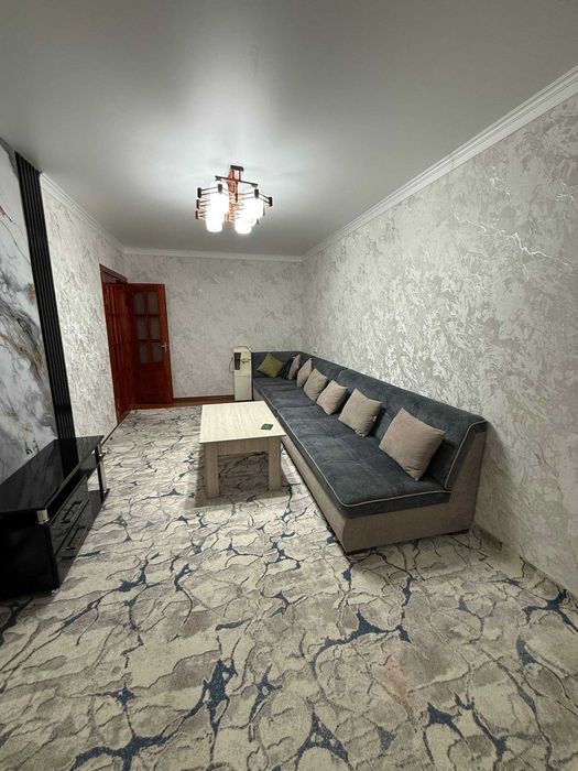 Лабзак. Парк Анхор. 3\2\4, Кирпичный дом. Парковка. TL