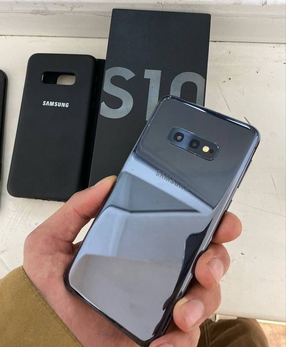 Samsung Galaxy S10E