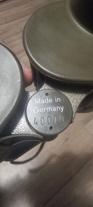 Binoclu Steiner 8x30ww