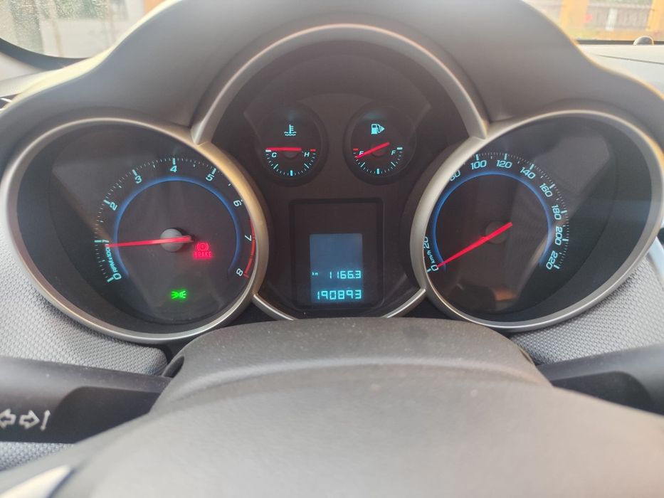 Chevrolet Cruze 1.6 2010
