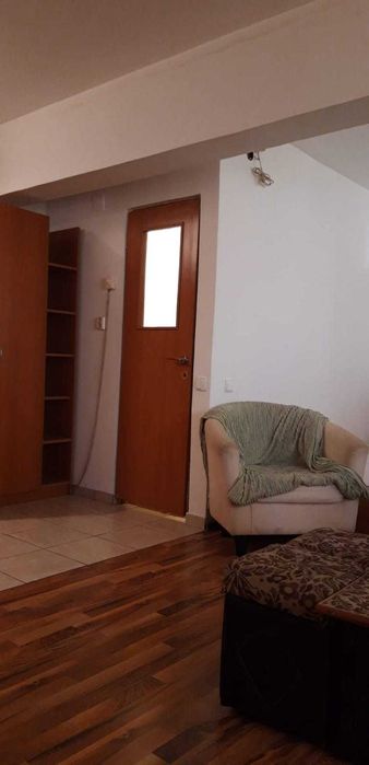 Garsonieră de închiriat