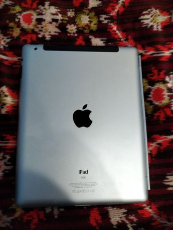 Vând tableta iPad 2 stare impecabila