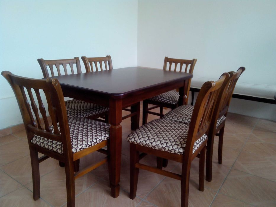 Изготовим на заказ столы и стулья из дерева