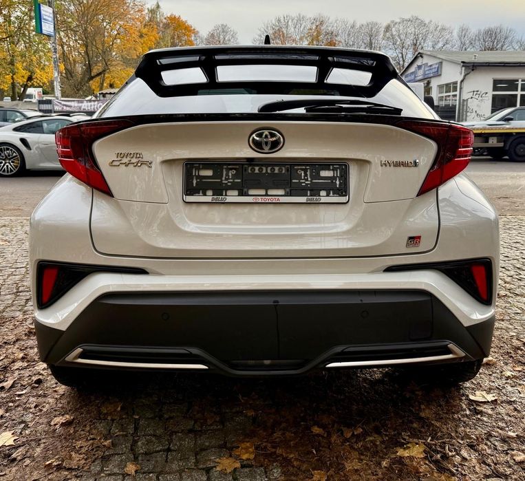 Toyota  c-hr 2.0/1.8 hybrid