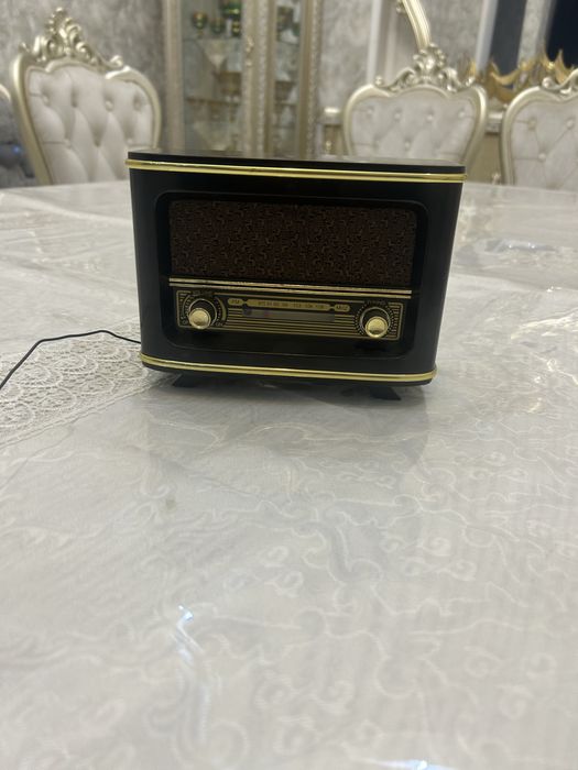 Retro radio sotiladi