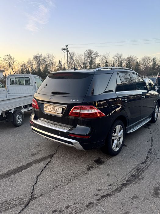 Мерседес МЛ 350 сотилади