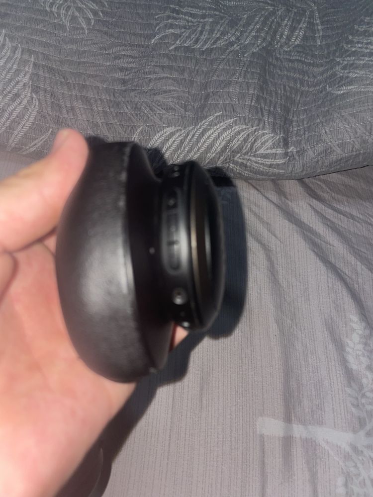 JBL original naushnik sotiladi