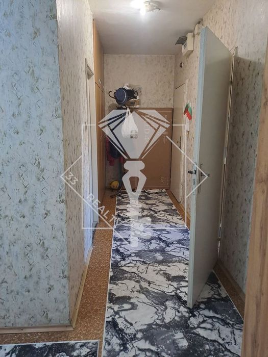 Тристаен апартамент в Кършияка, в саниран блок!