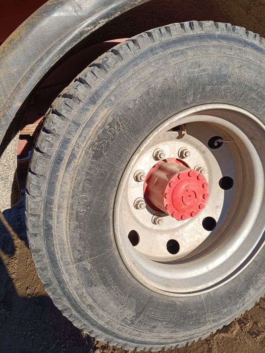 Vând Iveco basculabil 12T