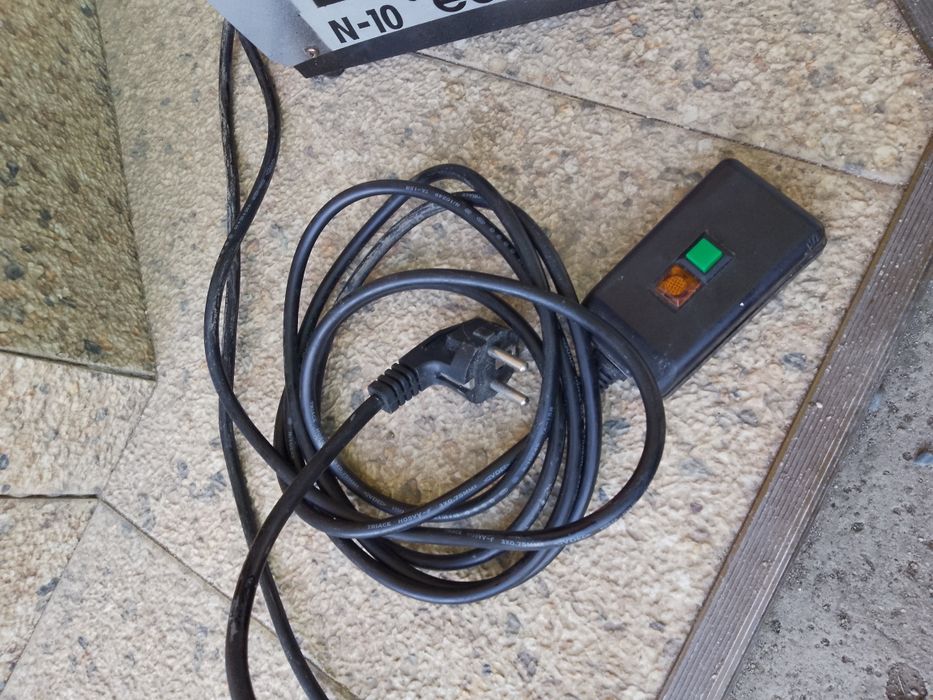 Mașina de fum eurolite N-10