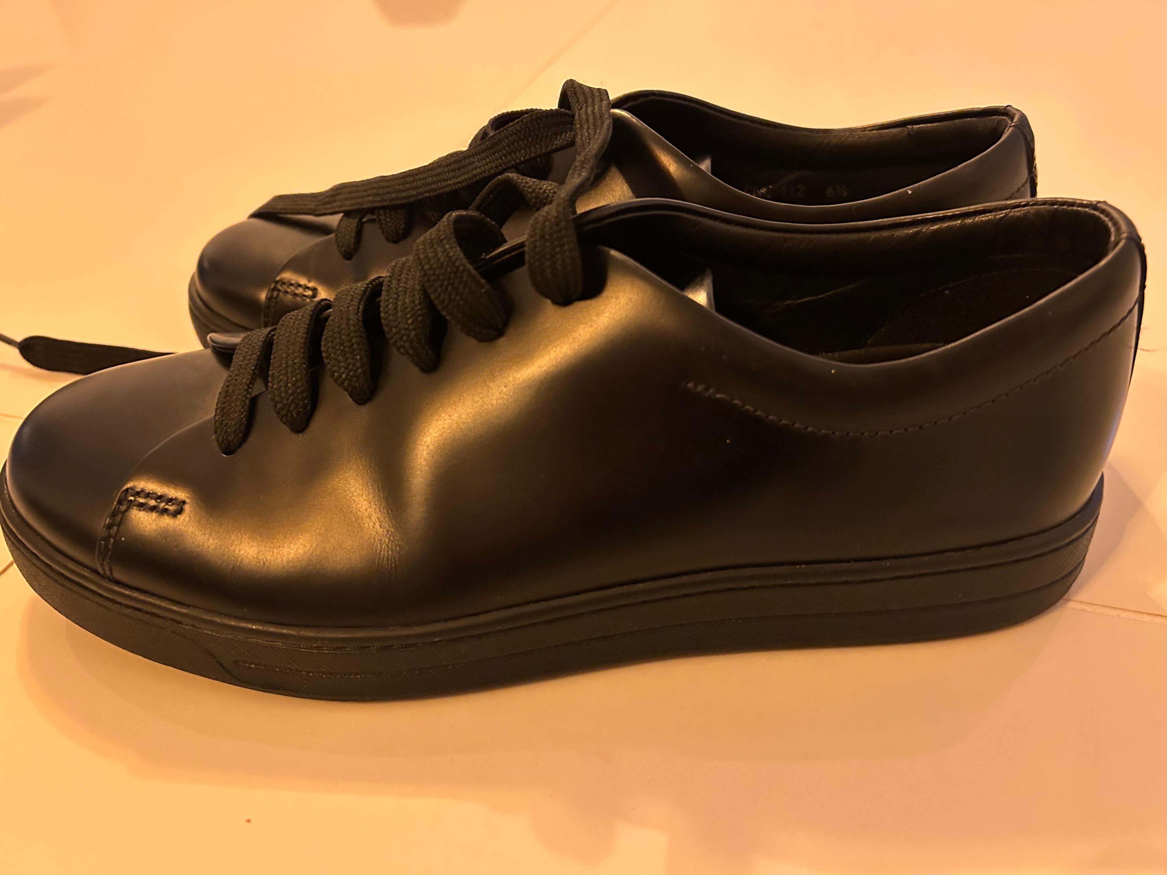 Pantofi de vânzare