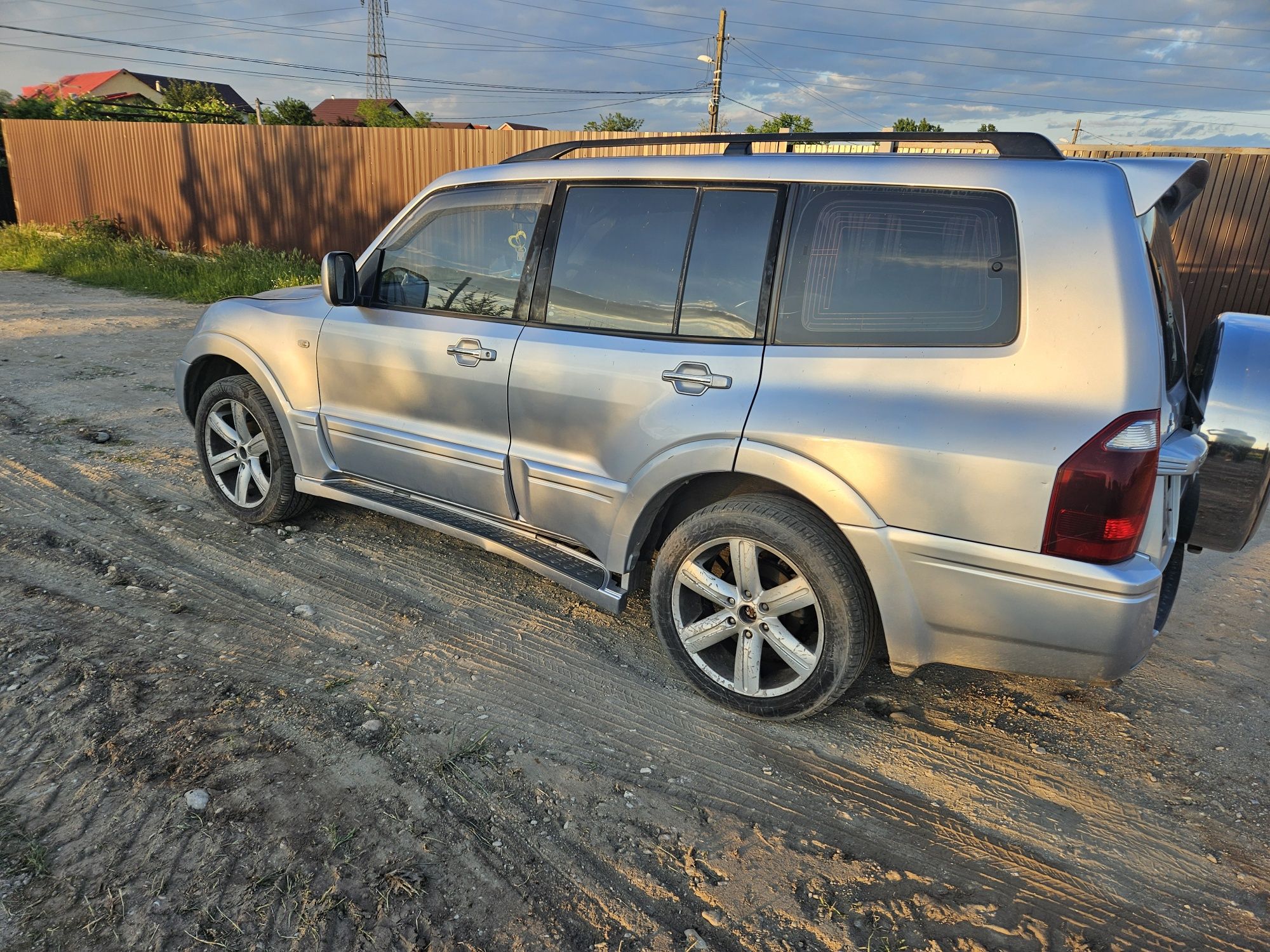 Mitsubishi shogun/pajero