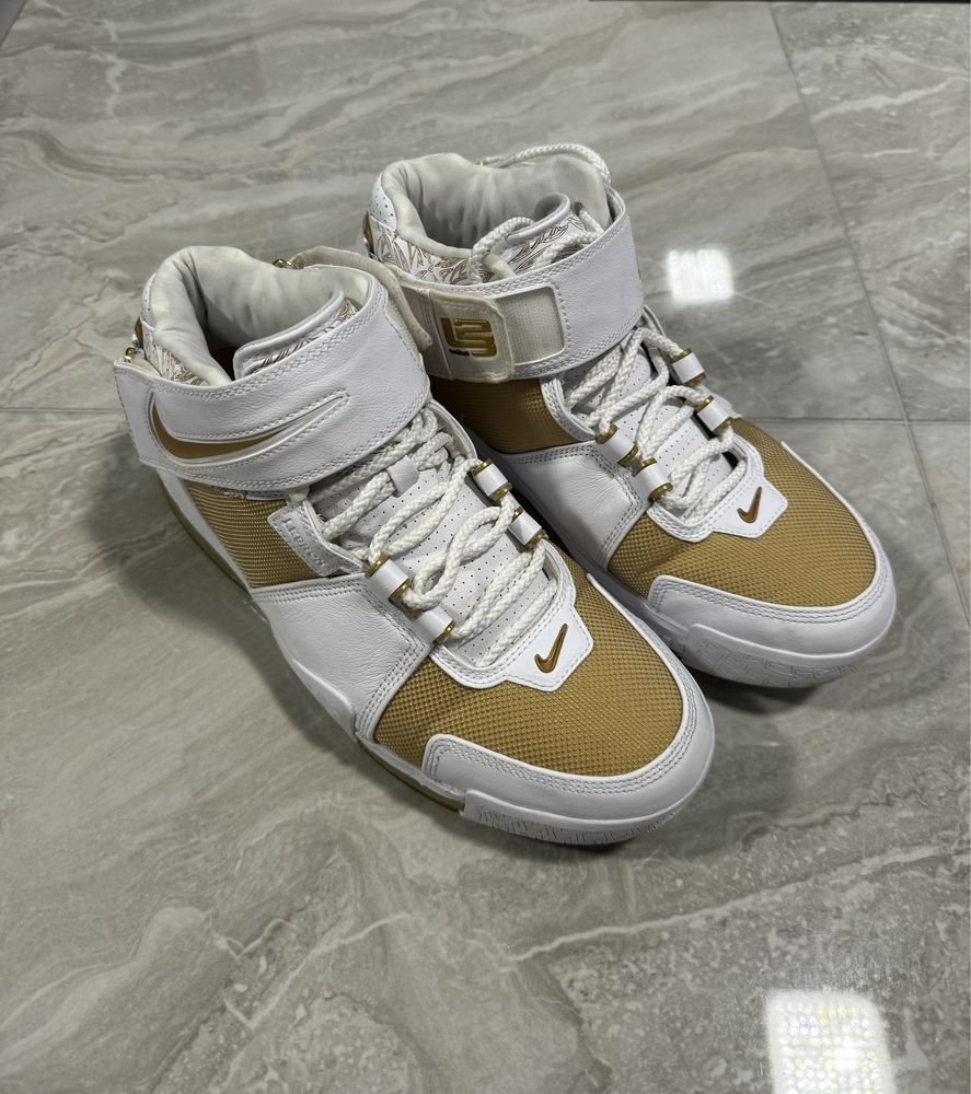 Nike leBron 44 fits 43