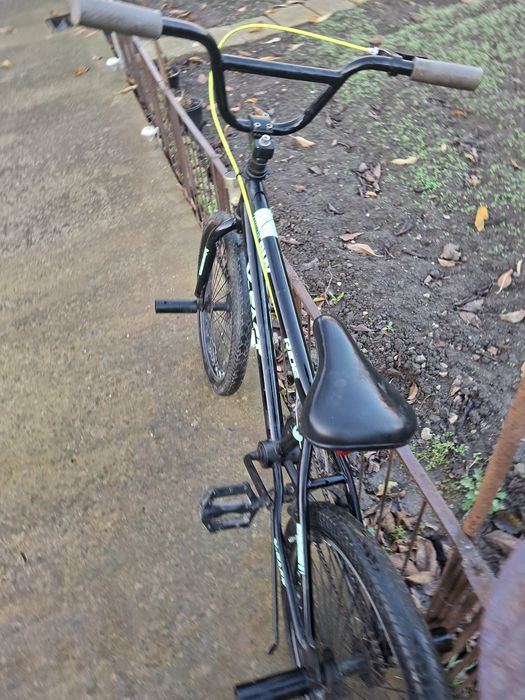 Bmx ride la 300 de lei conditie destul de bine