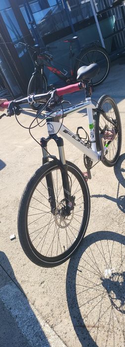 Bicicleta ,cadru de carbon
