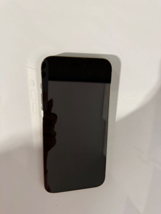 Продавам apple iphone 14 pro max