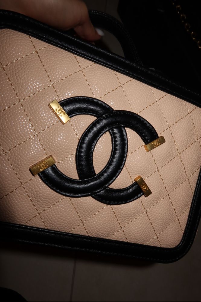 Налична дамска чанта Chanel