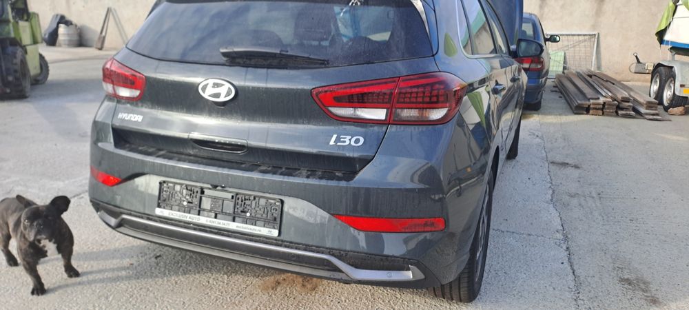 Vând hiundai i30