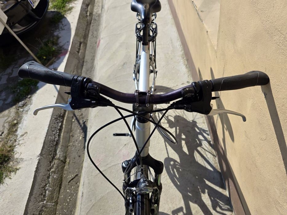 Bicicleta BMW 26 Inch Aluminiu 27 viteze Shimano dinam butuc