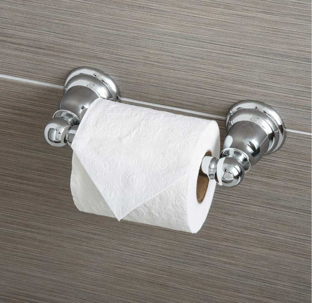 Amazon Basics - Класически  държач за тоалетна хартия, полиран хром