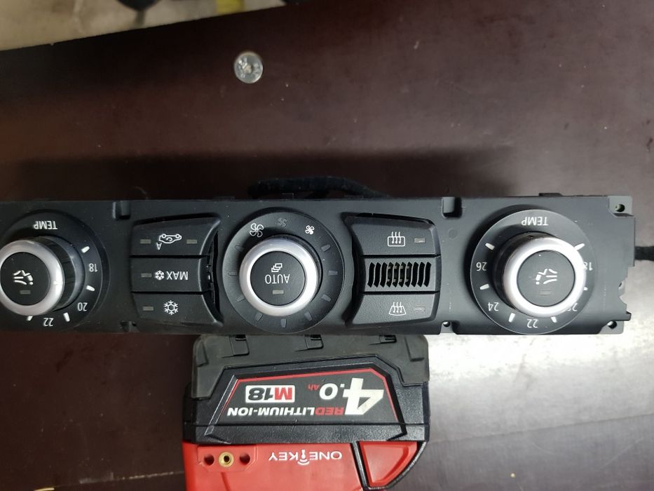 Panou Climatronic bmw E60 E61 Lci +mufe