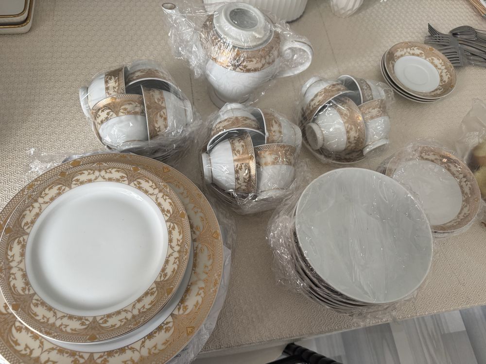 Продам столовую посуду