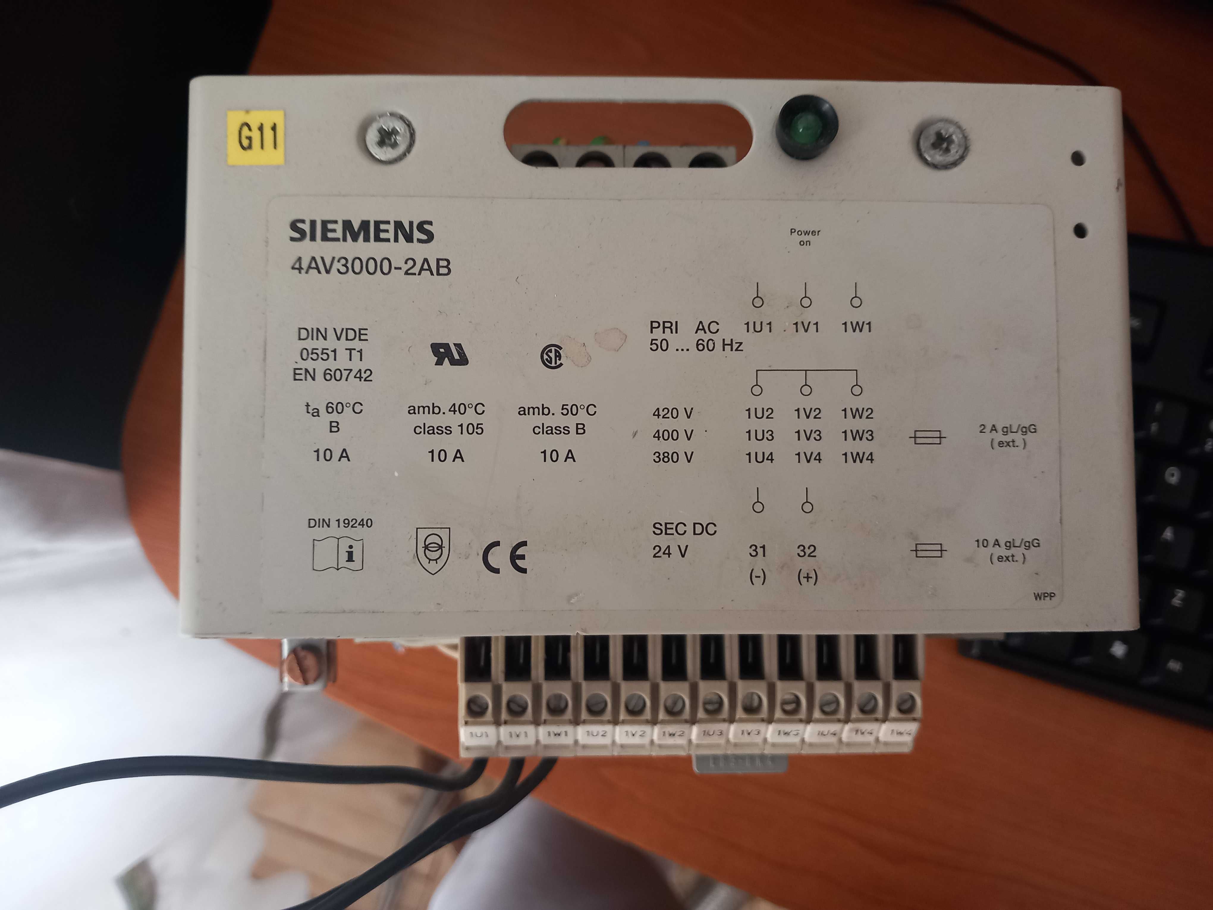 Sursa  electrica SIEMENS 4AV3000-2AB , 400V-AC , 3 FAZE 24V-DC