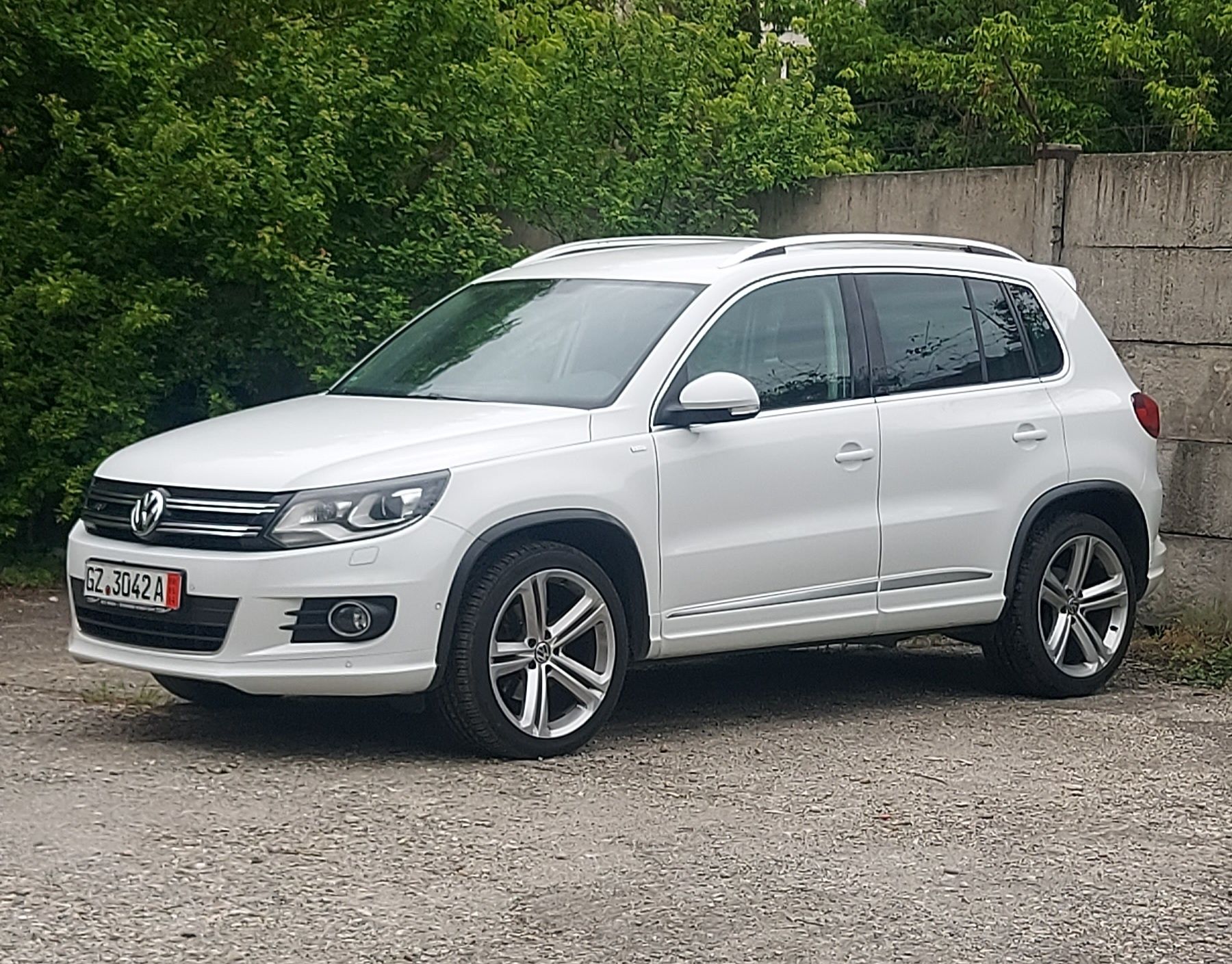 Vw Tiguan R-LINE 2.0 Tdi 177 cp dsg 4x4