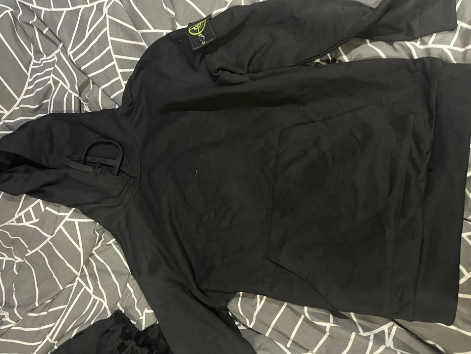 Stone iskand суичър