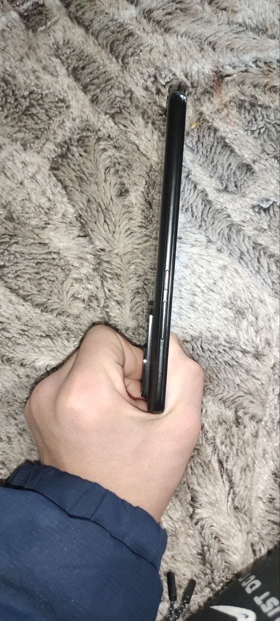 Xiaomi 12T Pro RAM 8+8 256GB Snapdragon 8+ Gen 1 PUBG 90fps ochadi
Xia