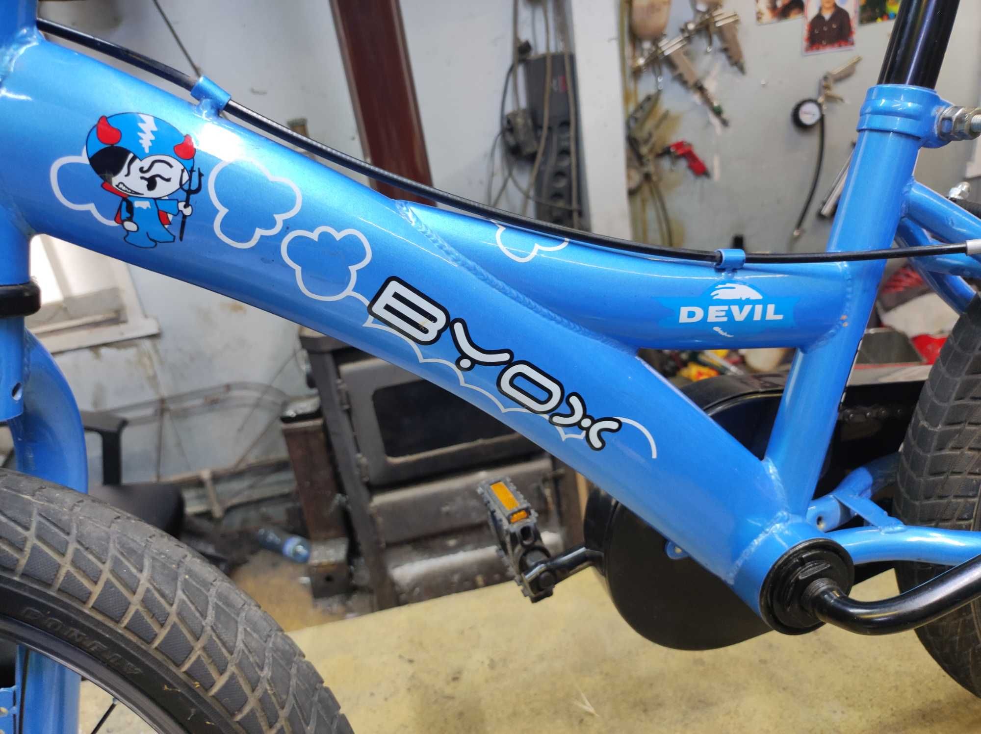 Детски велосипед Byox със спомагателни колела 16" Devil BLUE