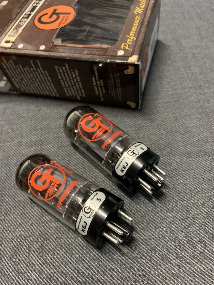 Lampi pereche Groove Tubes gt-6v6-s pentru amplificator chitara